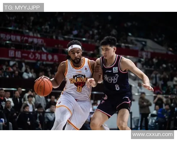 深圳篮球队防守策略解析与战术创新探讨